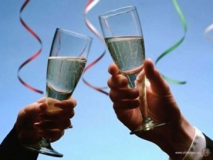 С Новым 2010 Годом! Поздравления от компании Компьютербай.